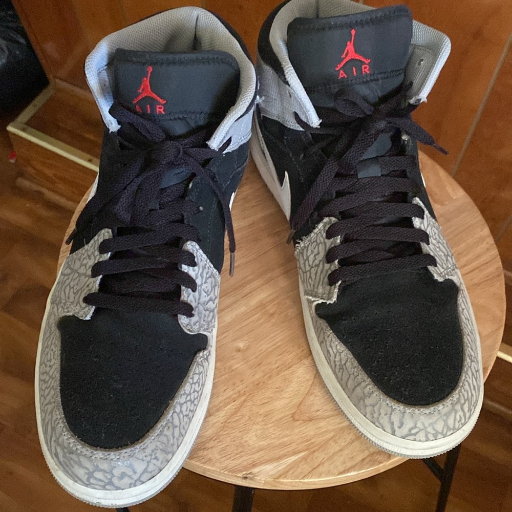 Jordan 1 - Picture 2 of 3